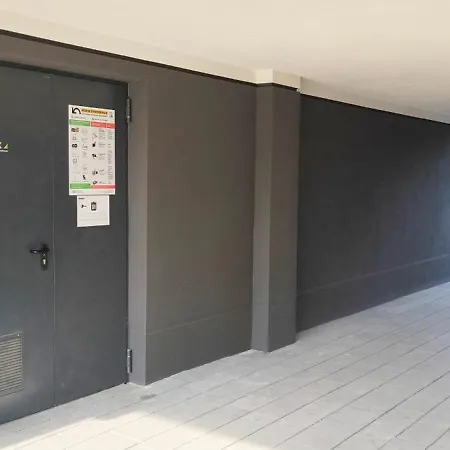 アパート Lighthouse & Parking