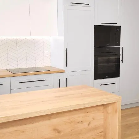 Lighthouse & Parking Lejlighed