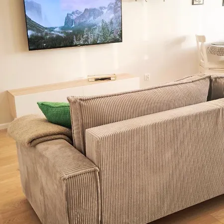 アパート Lighthouse & Parking