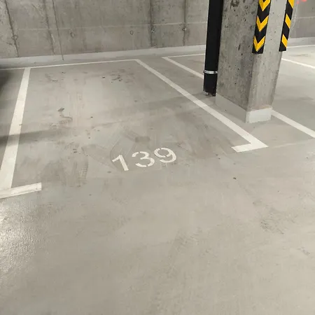 アパート Lighthouse & Parking *