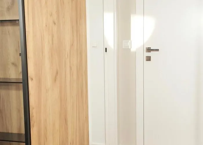 Lighthouse & Parking