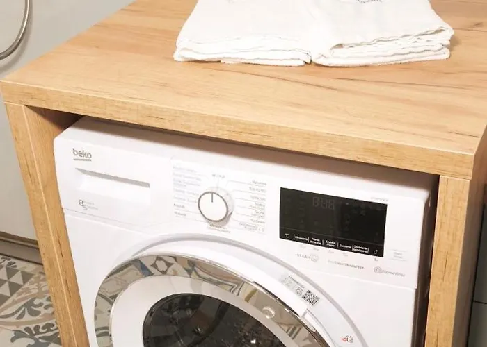 Lighthouse & Parking 公寓 *