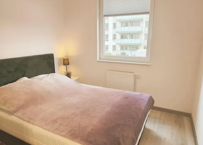 Lighthouse & Parking 格但斯克