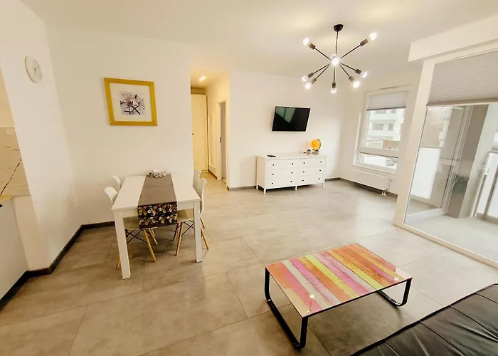 Lighthouse & Parking 格但斯克