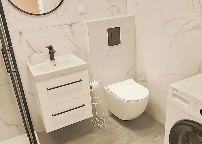 Lighthouse & Parking