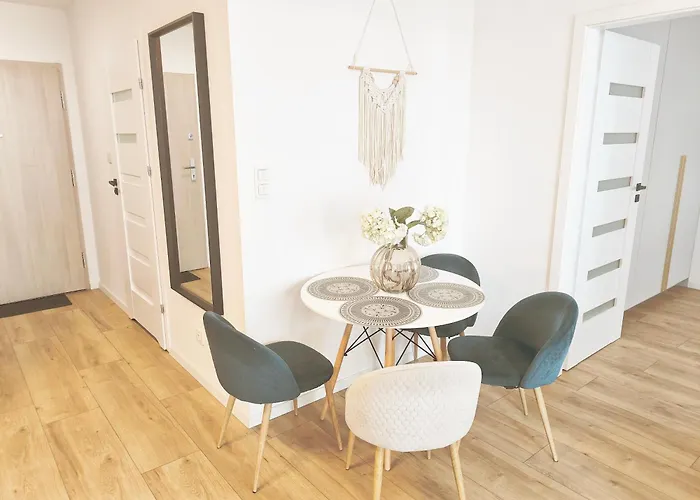 Lighthouse & Parking Lägenhet Gdańsk